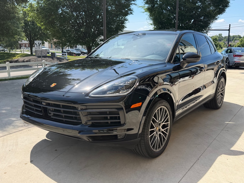 Photo 4 of this PORSCHE CAYENNE
