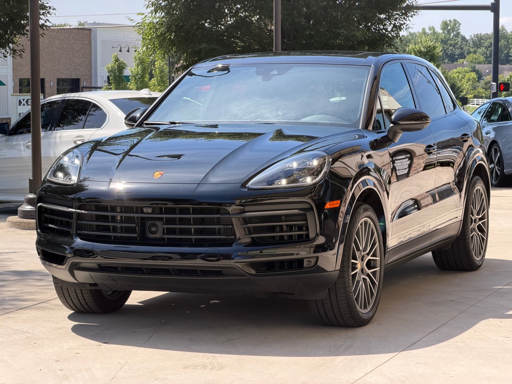 Photo 9 of this PORSCHE CAYENNE