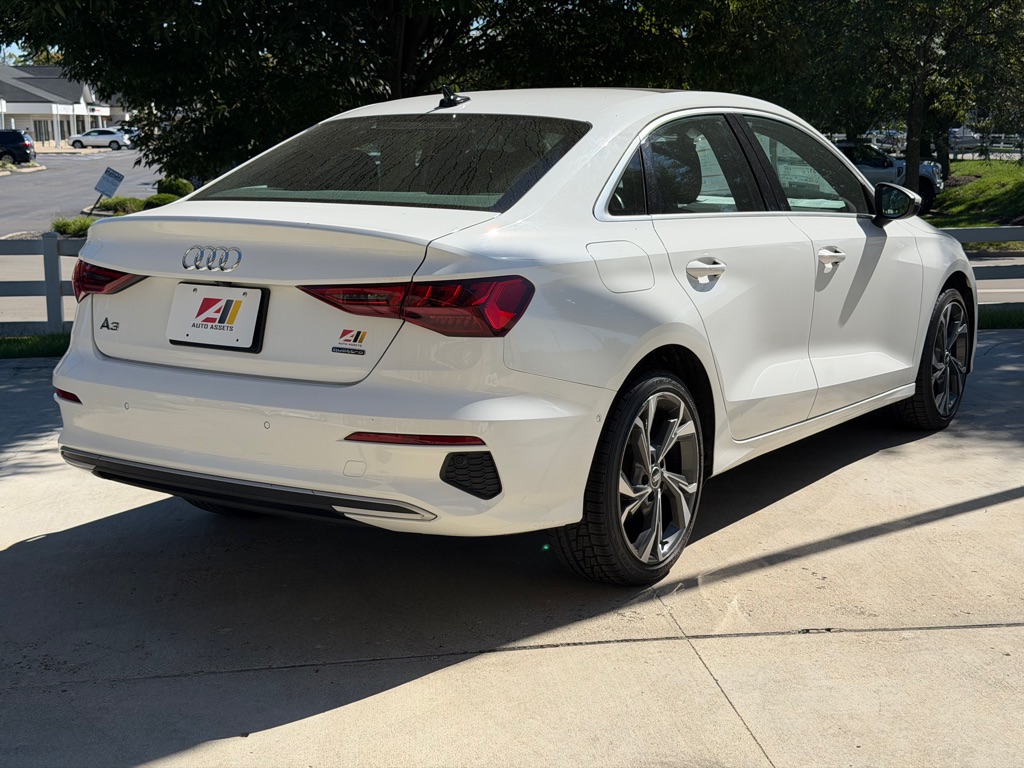 Photo 5 of this AUDI A3