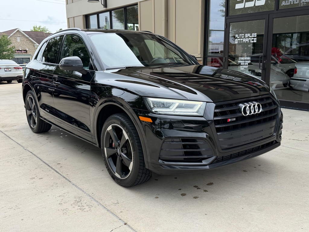 Photo 3 of this AUDI SQ5