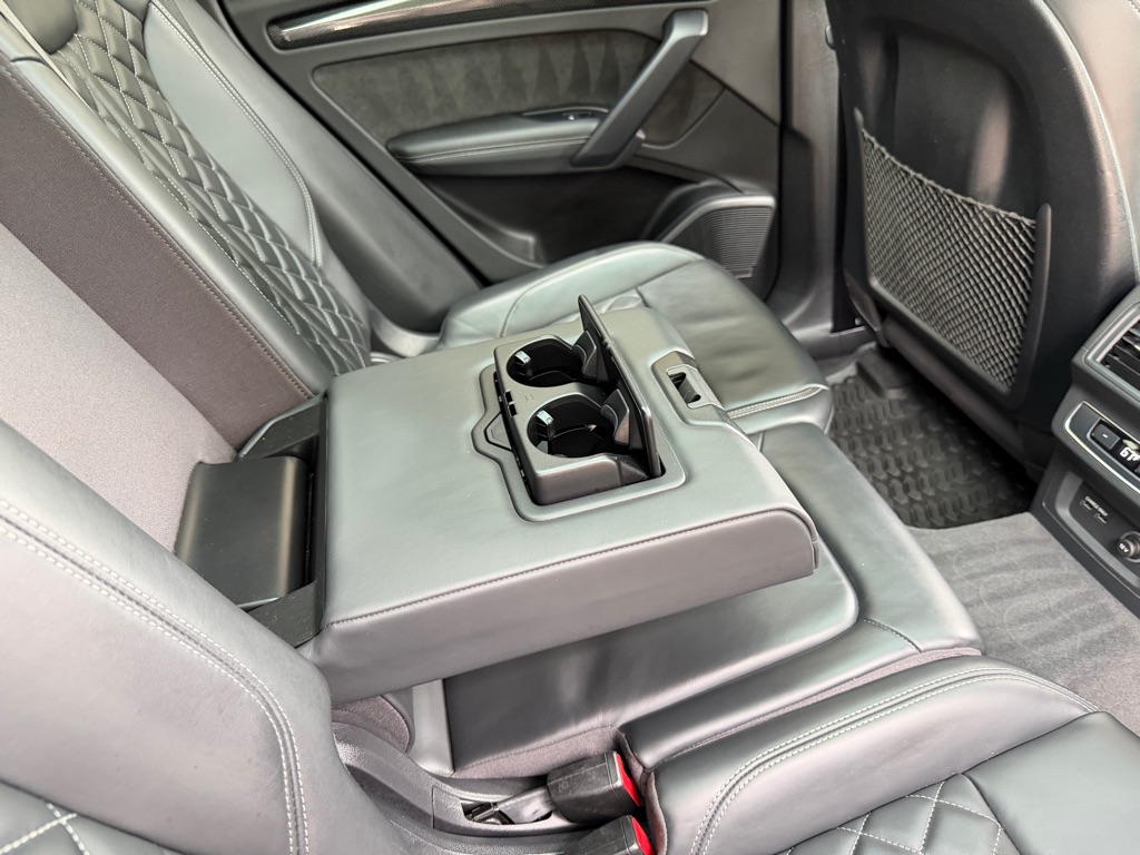 Photo 86 of this AUDI SQ5