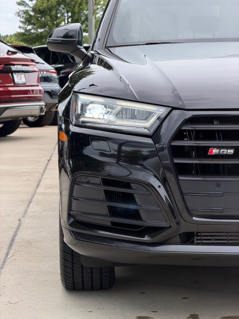 Photo 11 of this AUDI SQ5