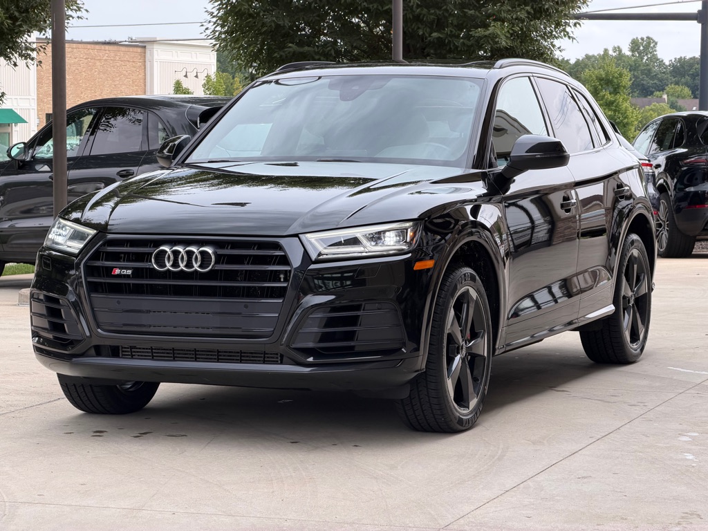 Photo 10 of this AUDI SQ5