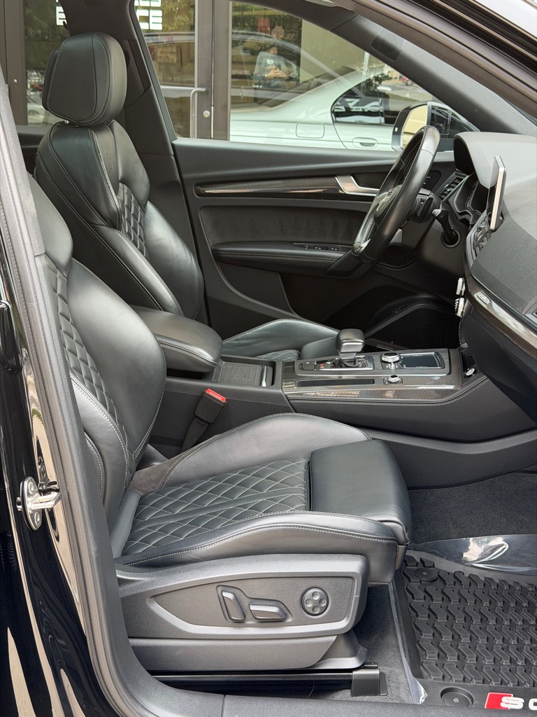 Photo 59 of this AUDI SQ5