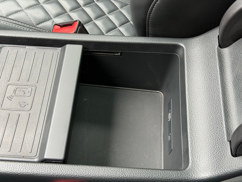 Photo 54 of this AUDI SQ5
