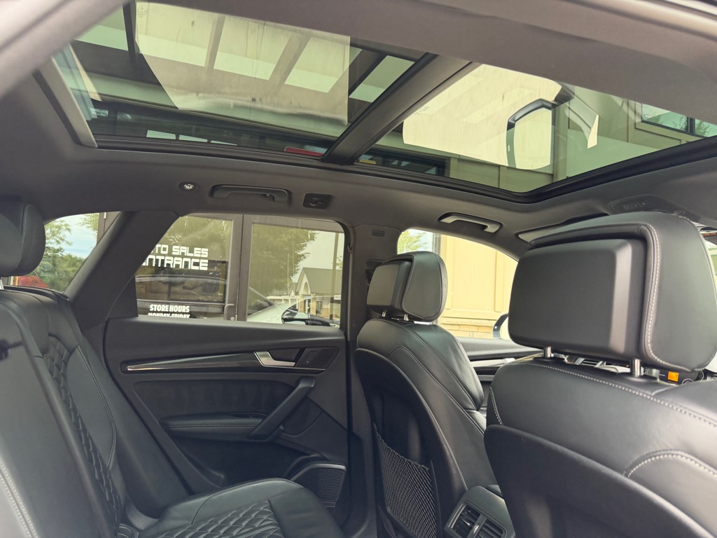 Photo 83 of this AUDI SQ5
