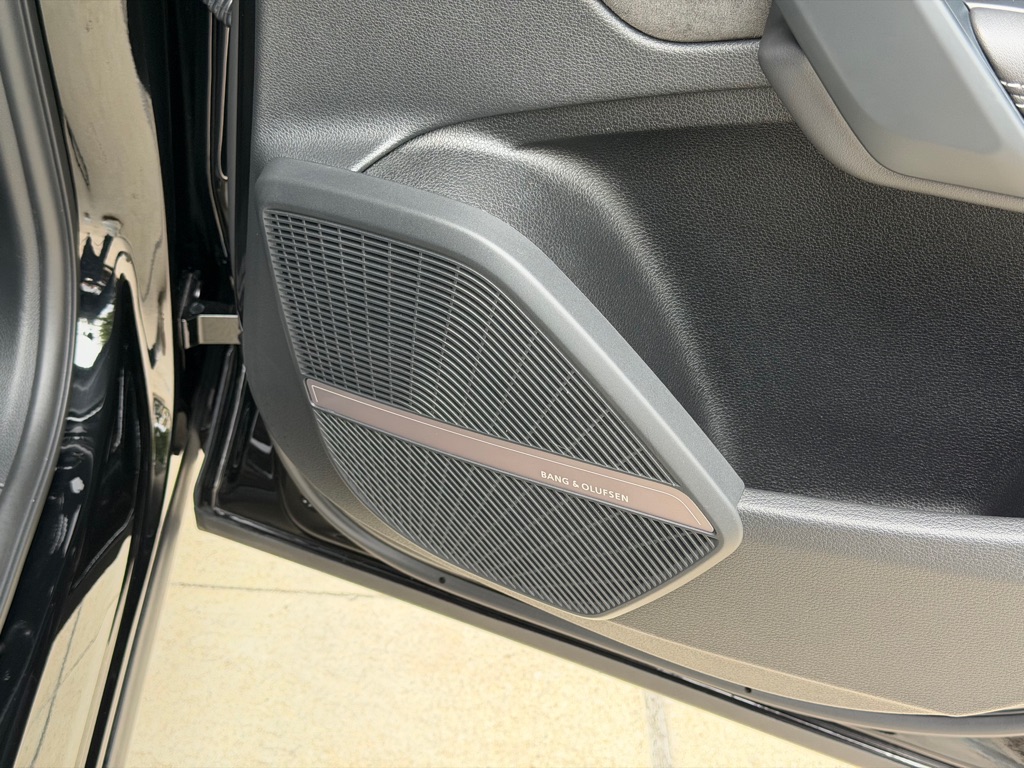 Photo 79 of this AUDI SQ5