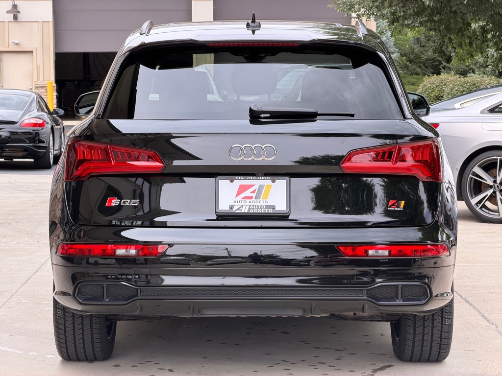Photo 7 of this AUDI SQ5