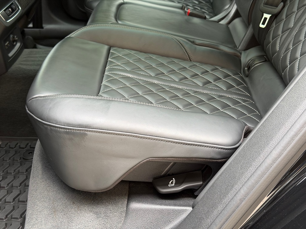 Photo 95 of this AUDI SQ5