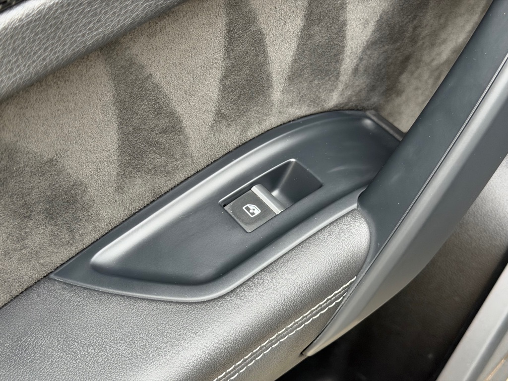 Photo 91 of this AUDI SQ5