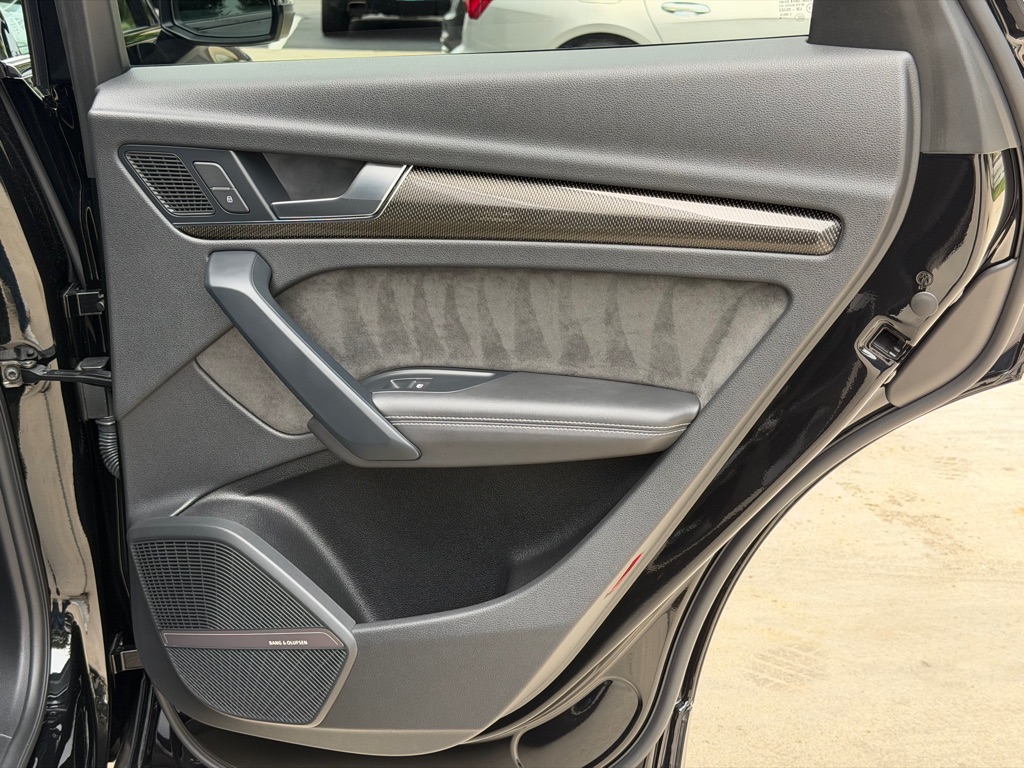 Photo 76 of this AUDI SQ5