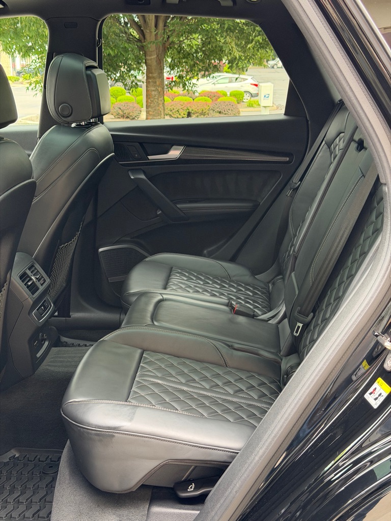 Photo 87 of this AUDI SQ5