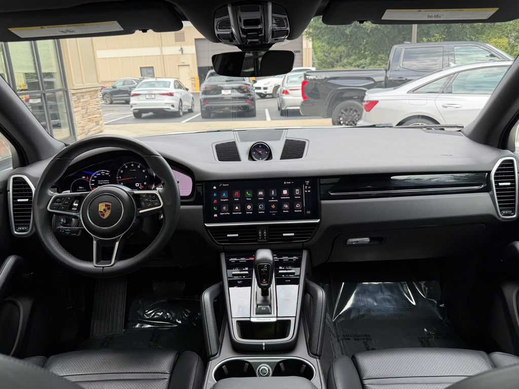 Photo 88 of this PORSCHE CAYENNE