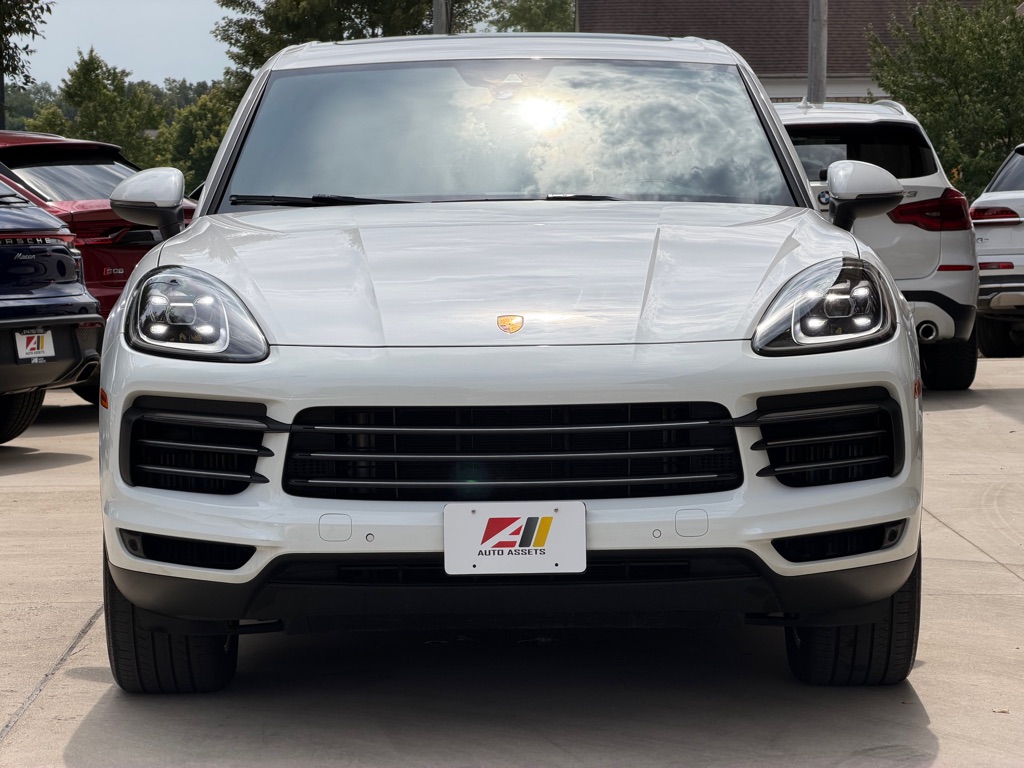 Photo 4 of this PORSCHE CAYENNE