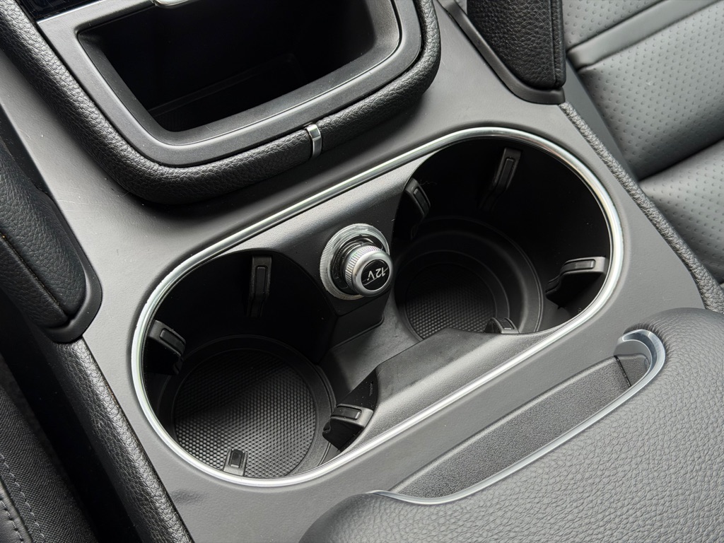Photo 51 of this PORSCHE CAYENNE