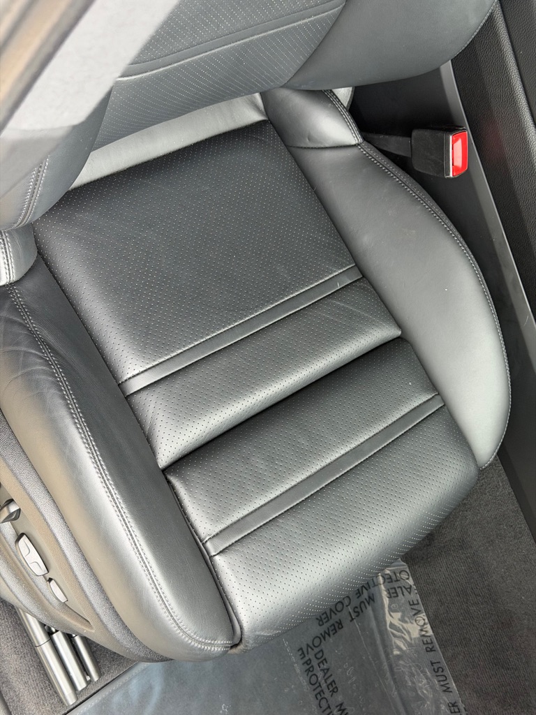 Photo 67 of this PORSCHE CAYENNE