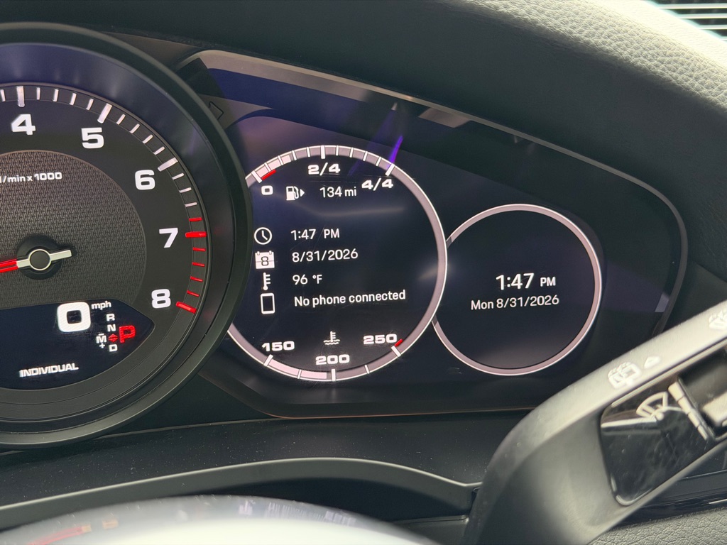 Photo 40 of this PORSCHE CAYENNE