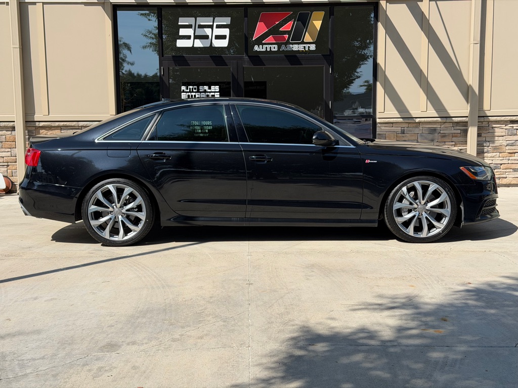 Photo 2 of this AUDI A6