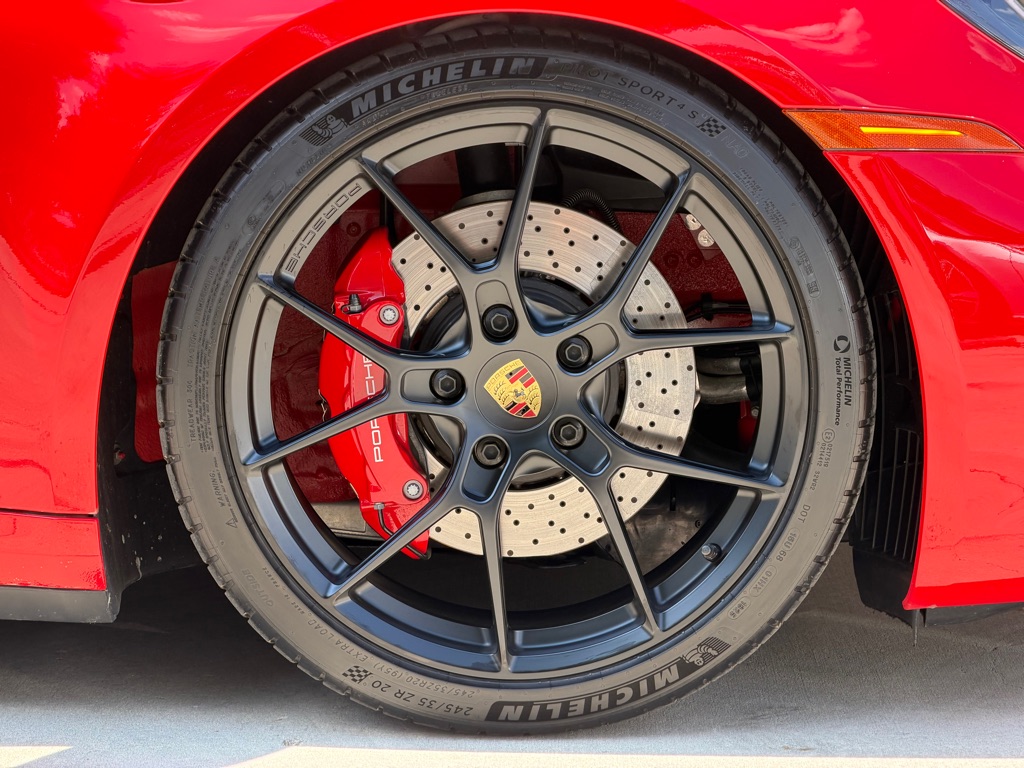 Photo 18 of this PORSCHE 911