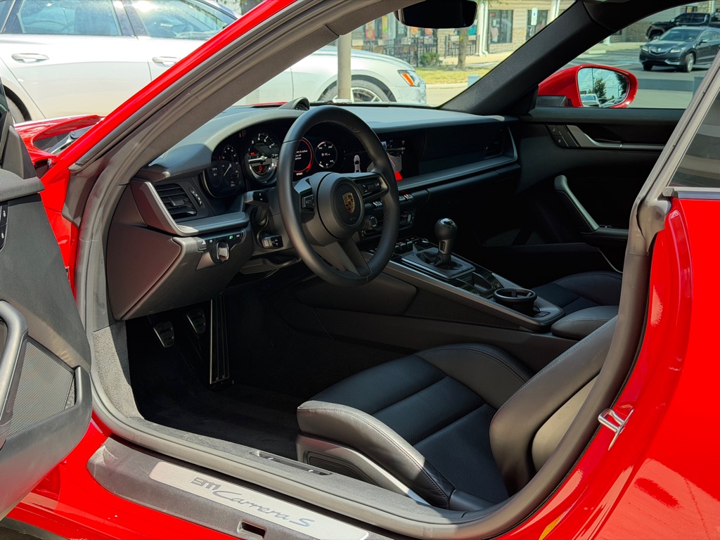 Photo 20 of this PORSCHE 911