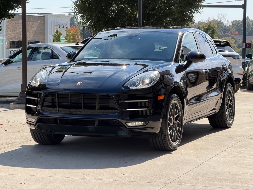 Photo 11 of this PORSCHE MACAN TURBO