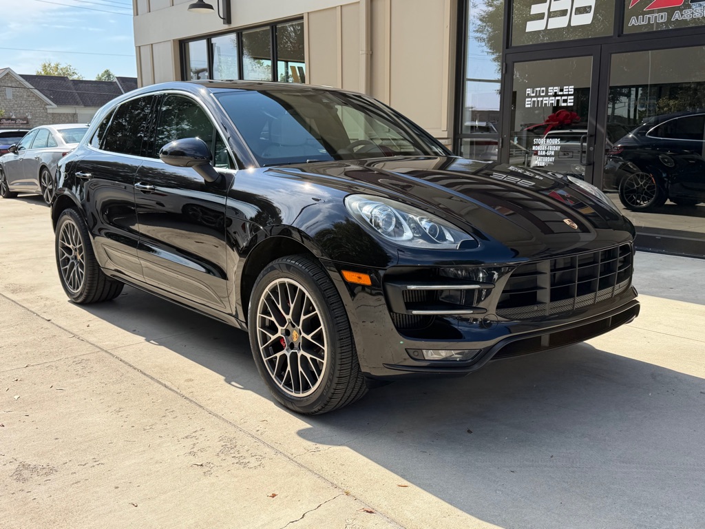 Photo 3 of this PORSCHE MACAN TURBO