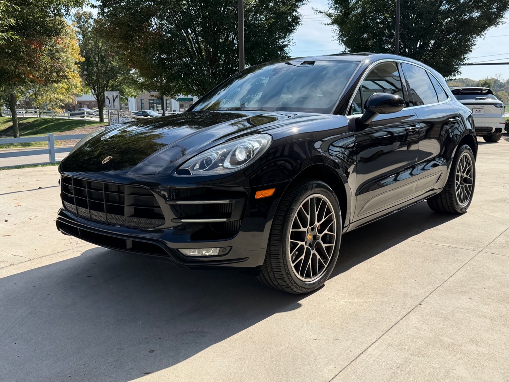 Photo 5 of this PORSCHE MACAN TURBO