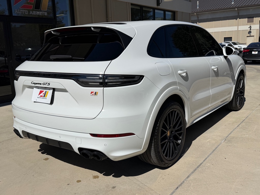 Photo 9 of this PORSCHE CAYENNE GTS
