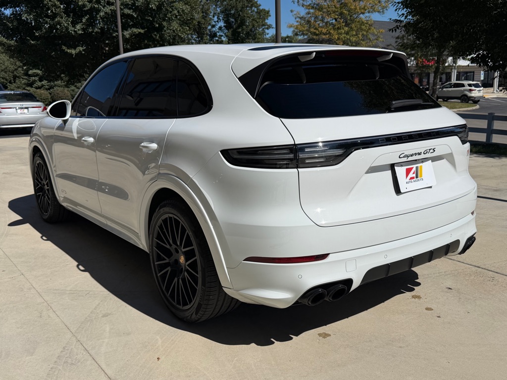 Photo 7 of this PORSCHE CAYENNE GTS