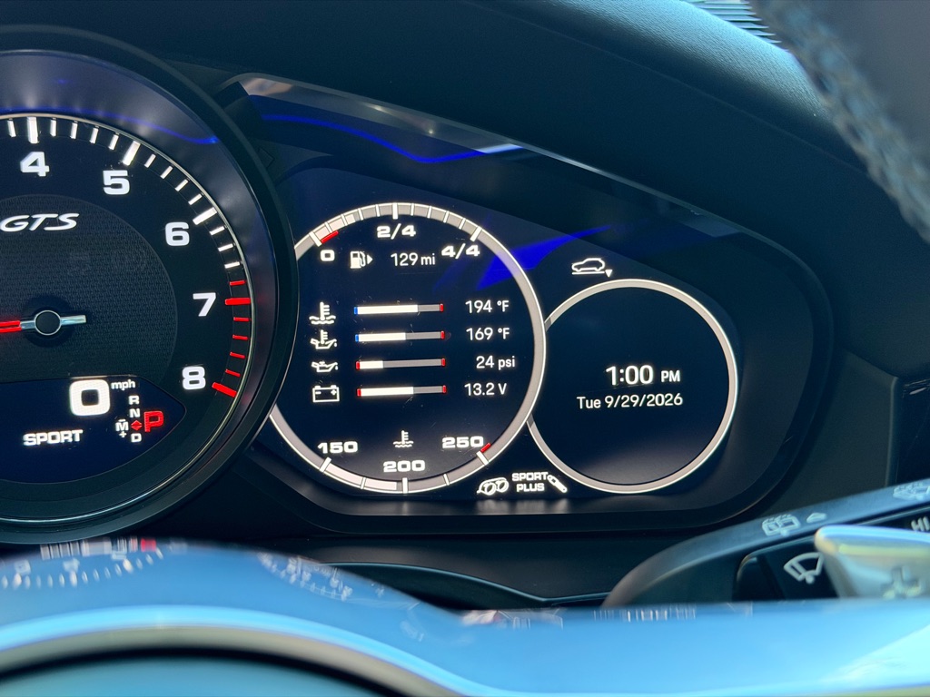 Photo 40 of this PORSCHE CAYENNE GTS