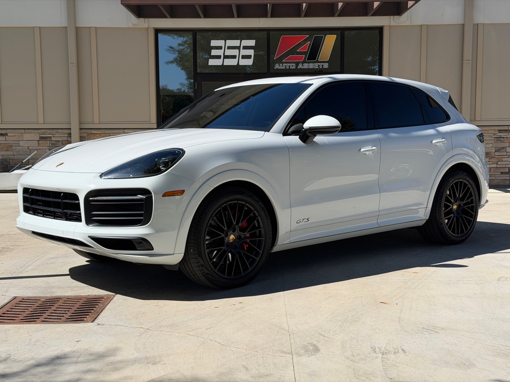 2023 PORSCHE CAYENNE  GTS
