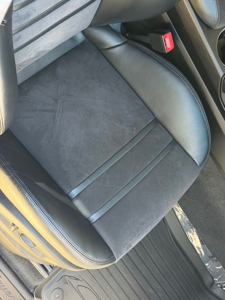 Photo 66 of this PORSCHE CAYENNE GTS