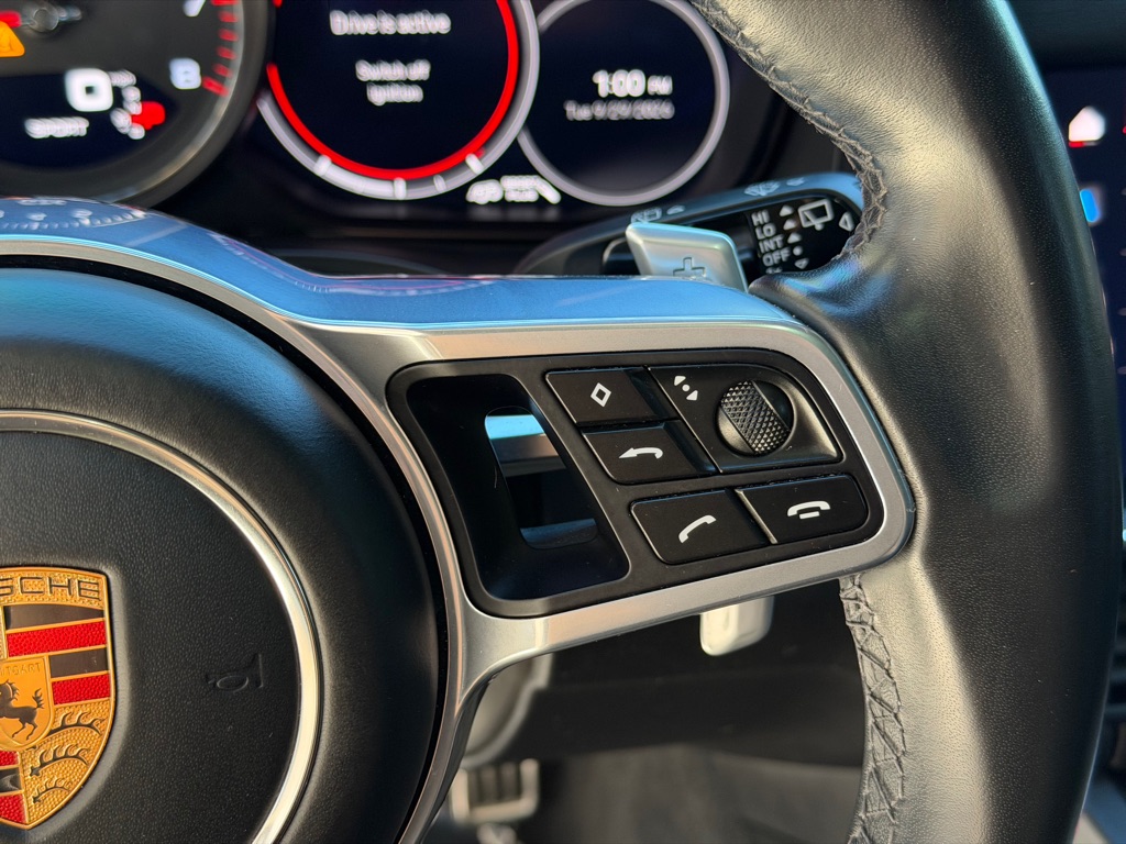 Photo 37 of this PORSCHE CAYENNE GTS