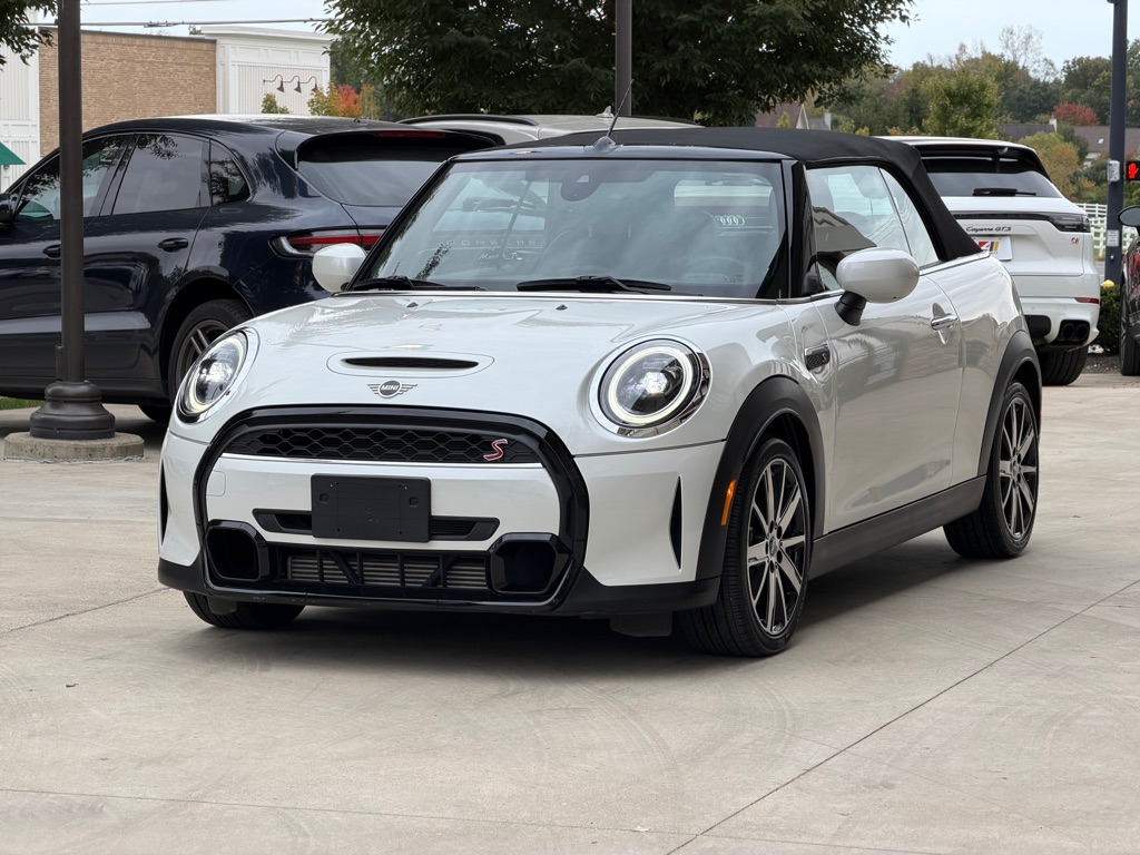Photo 11 of this MINI COOPER