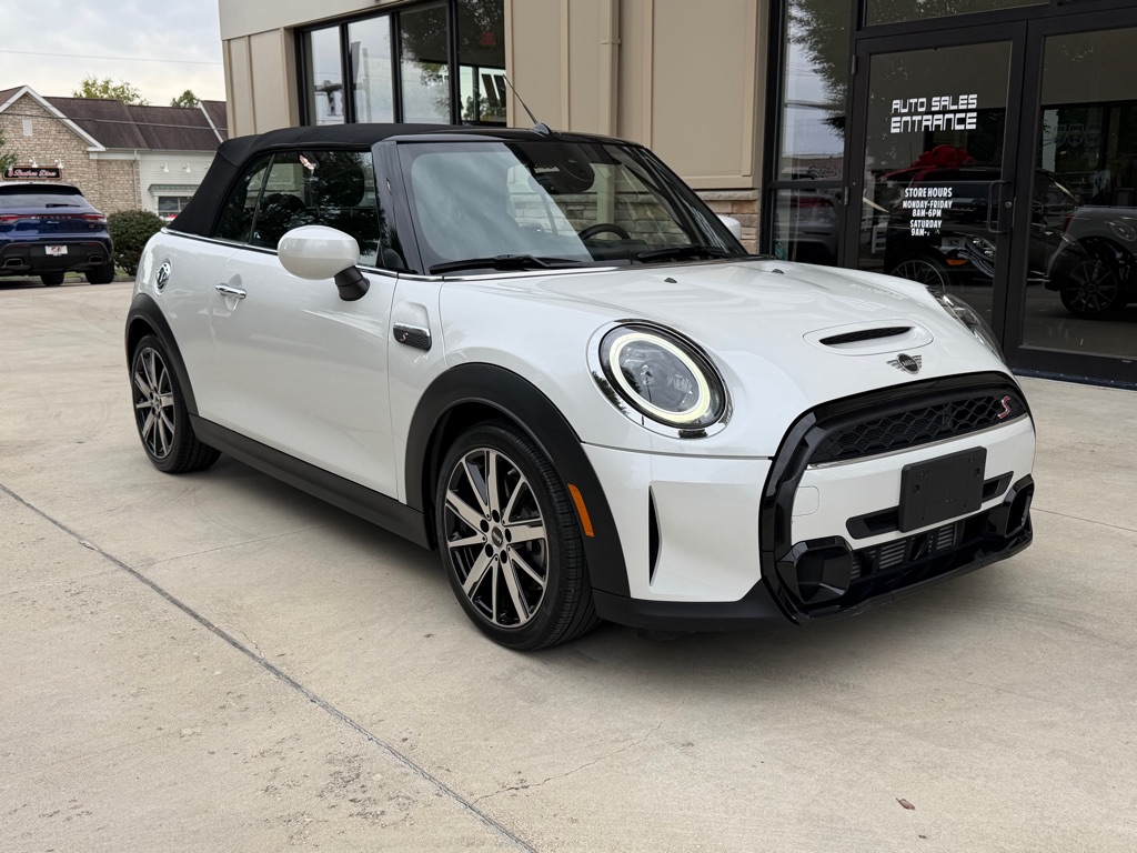 Photo 3 of this MINI COOPER