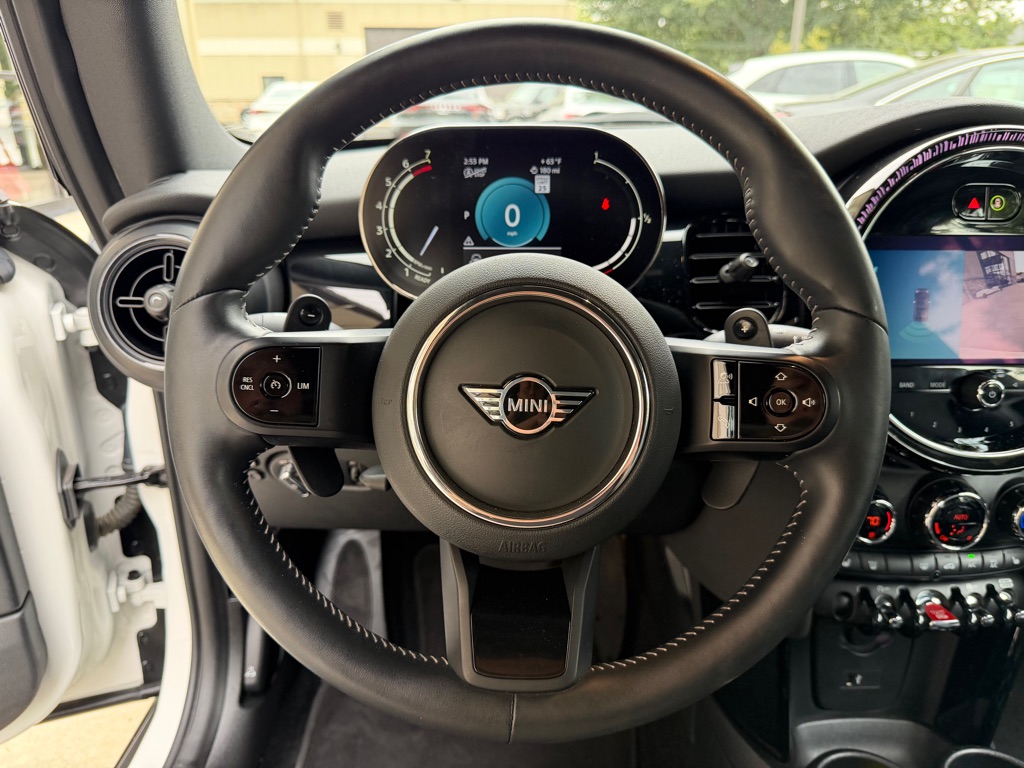 Photo 33 of this MINI COOPER