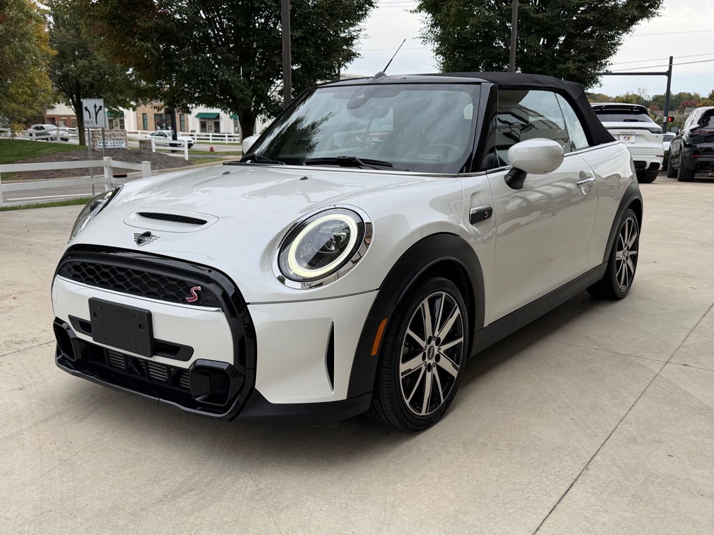 Photo 5 of this MINI COOPER