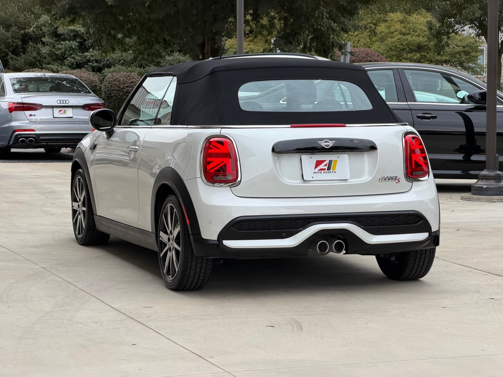 Photo 10 of this MINI COOPER