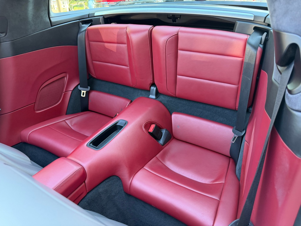 Photo 77 of this PORSCHE 911 TARGA 4S