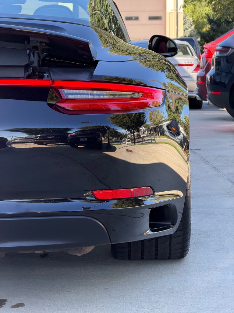 Photo 16 of this PORSCHE 911 TARGA 4S