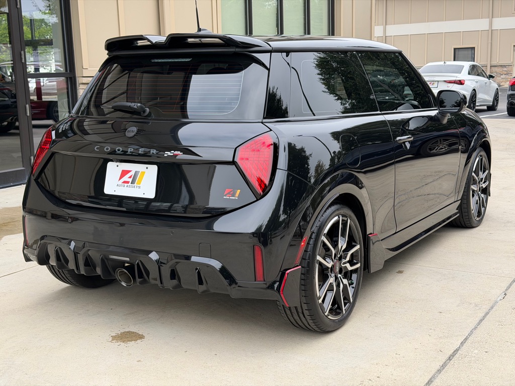 Photo 9 of this MINI COOPER