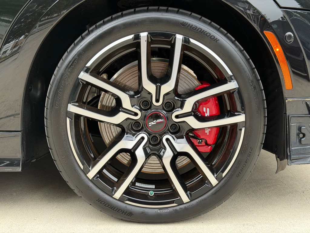 Photo 19 of this MINI COOPER