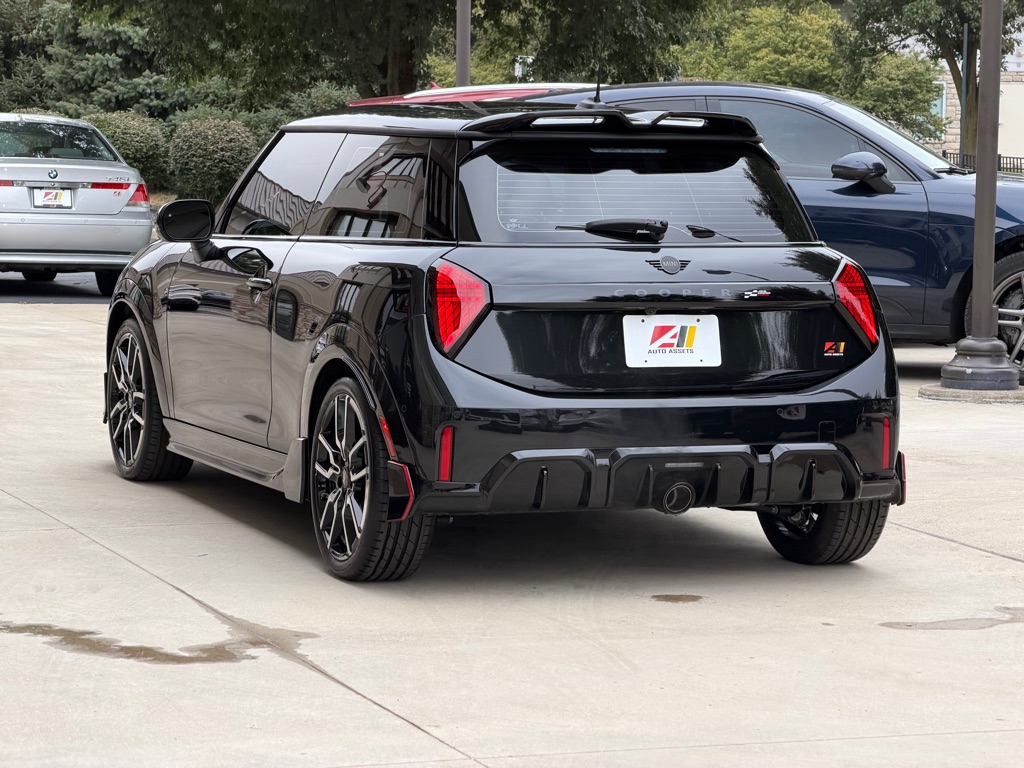 Photo 10 of this MINI COOPER