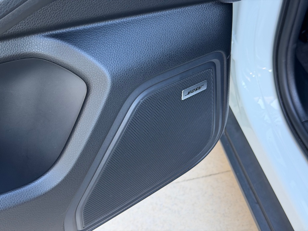 Photo 65 of this PORSCHE MACAN