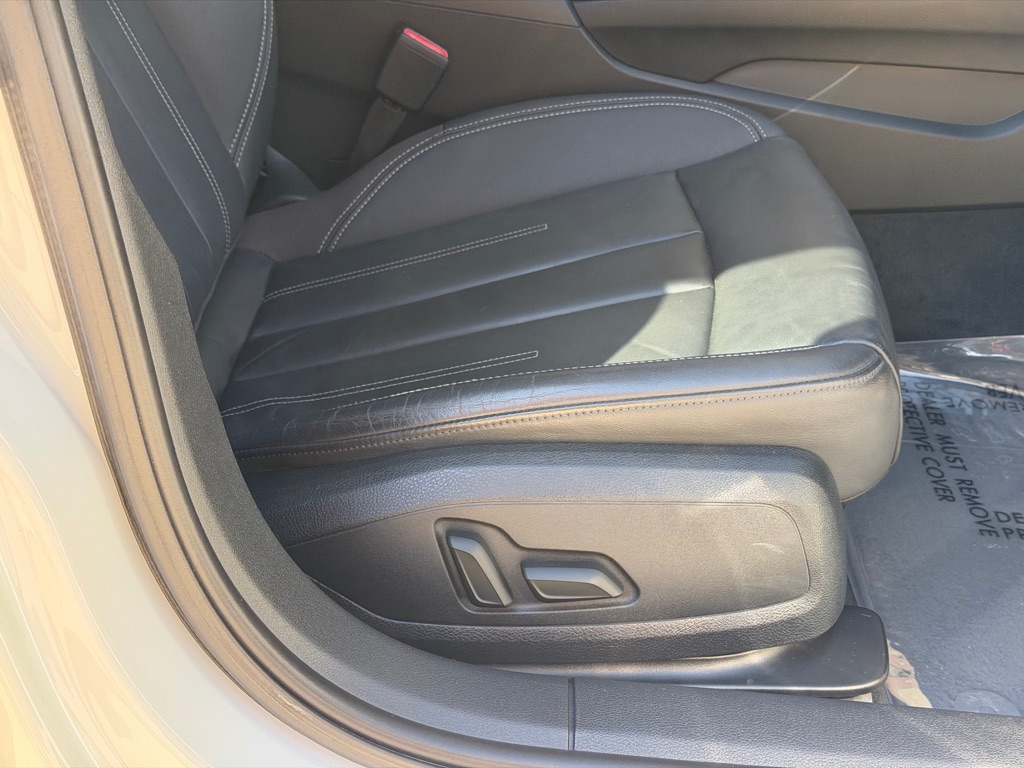 Photo 55 of this AUDI A4