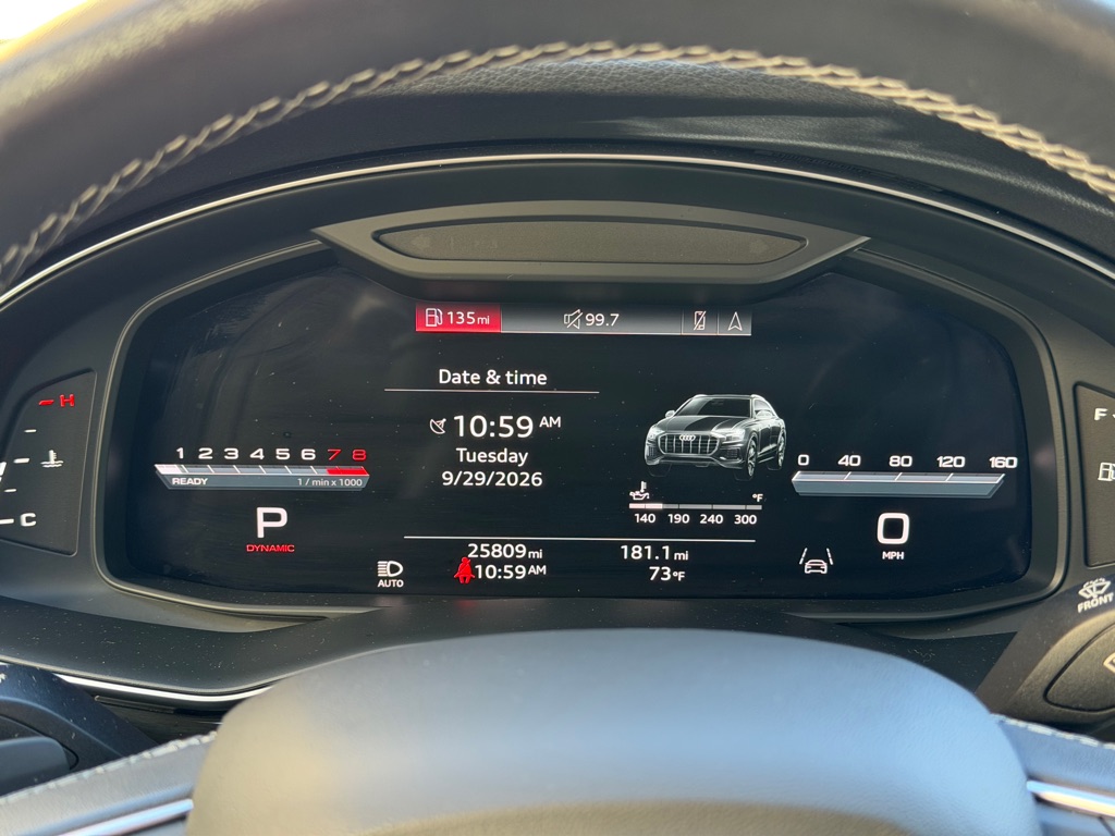 Photo 35 of this AUDI Q8