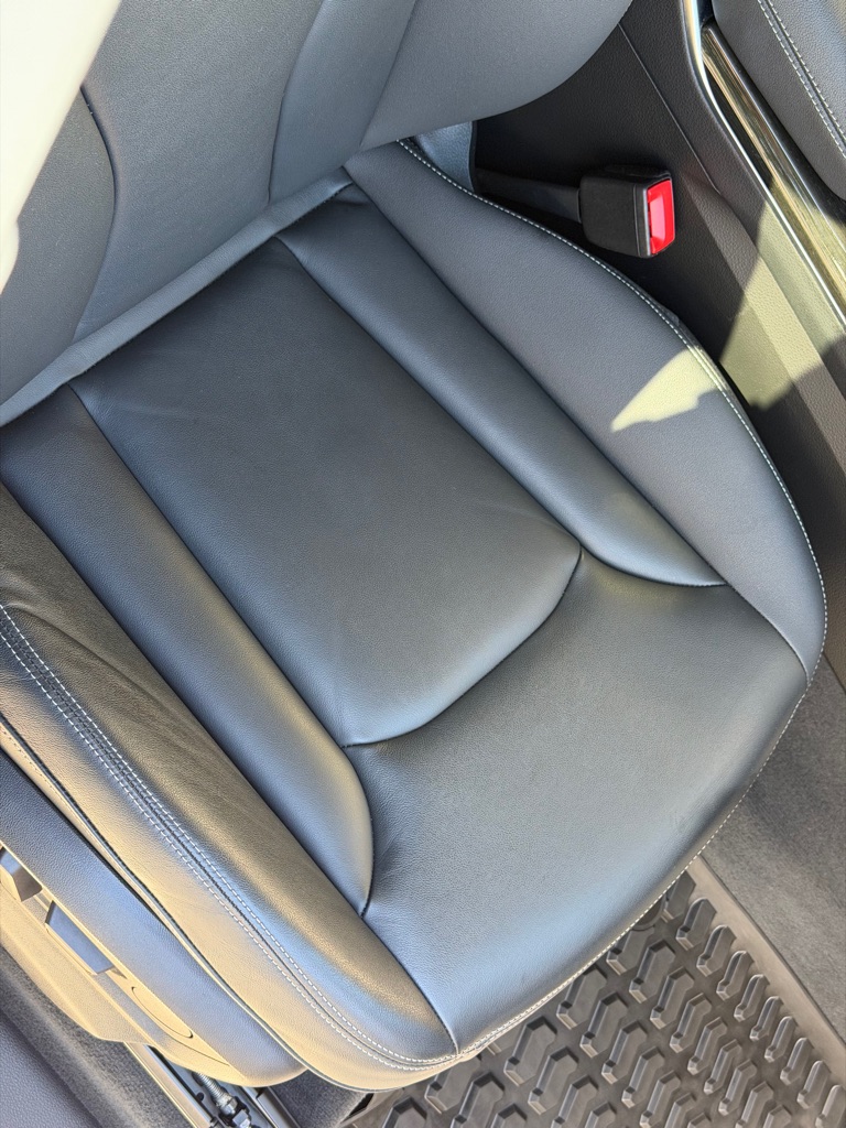 Photo 60 of this AUDI Q8