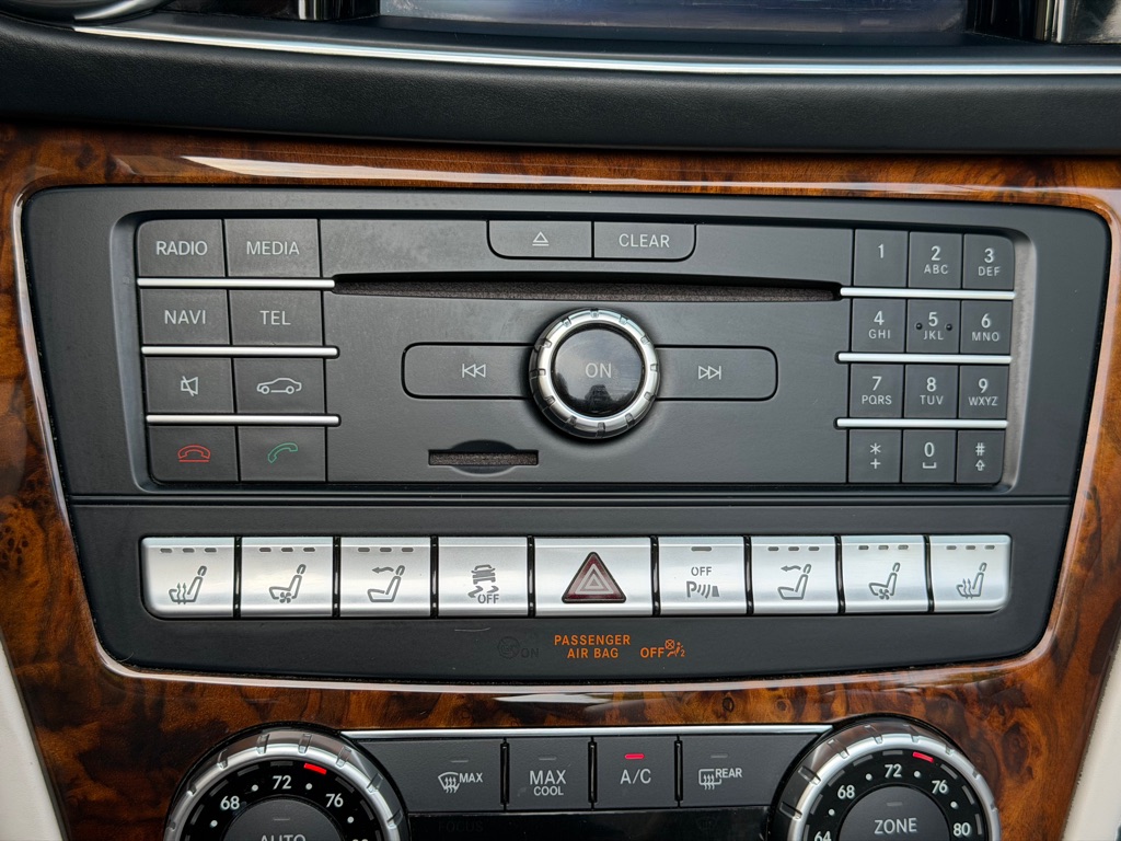 Photo 51 of this MERCEDES-BENZ SL