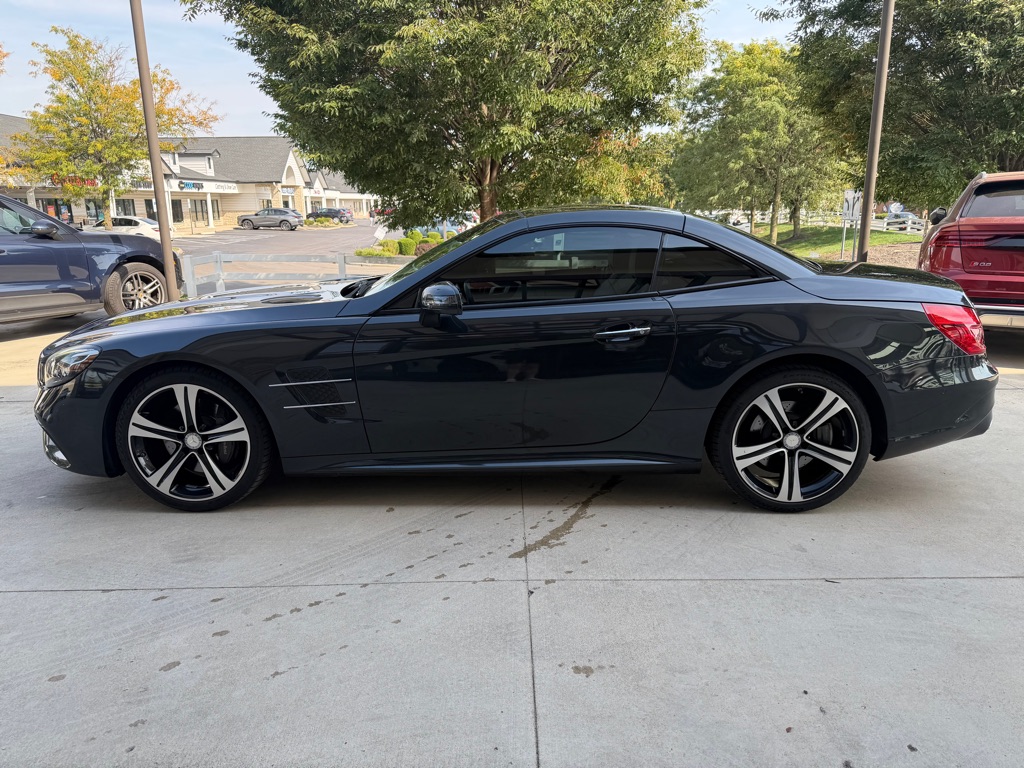 Photo 6 of this MERCEDES-BENZ SL