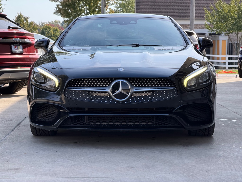Photo 4 of this MERCEDES-BENZ SL